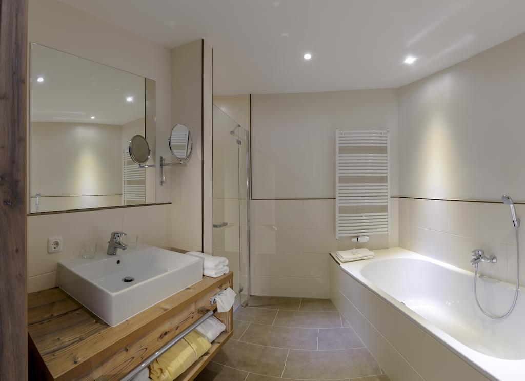 Appartementhotel Sonnenhof Kössen Habitación foto